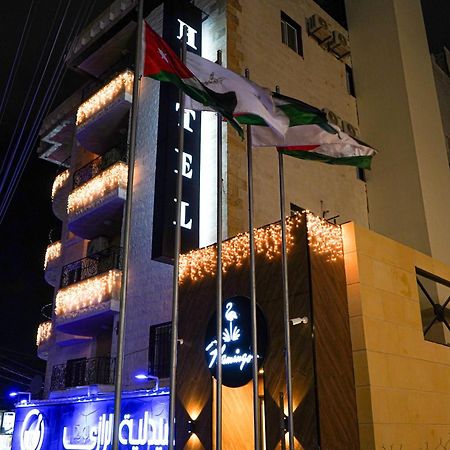Flamingo Hotel אירביד מראה חיצוני תמונה