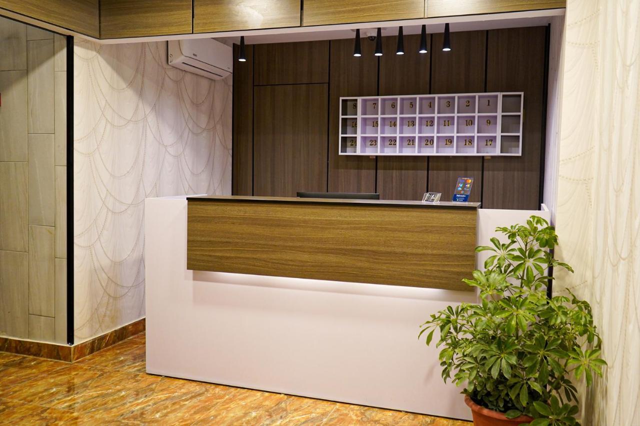 Flamingo Hotel אירביד מראה חיצוני תמונה