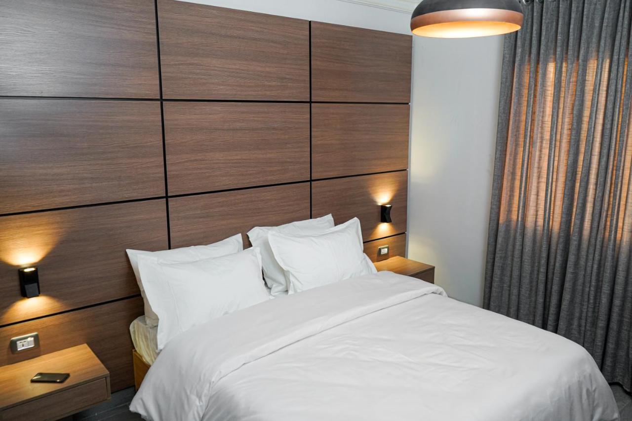 Flamingo Hotel אירביד מראה חיצוני תמונה